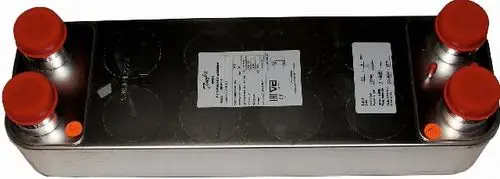 Wolframisches Metallprodukt mit mehreren Anschlüssen und Schutzkappen. Auf der Oberseite befindet sich ein Datenblatt mit technischen Informationen.